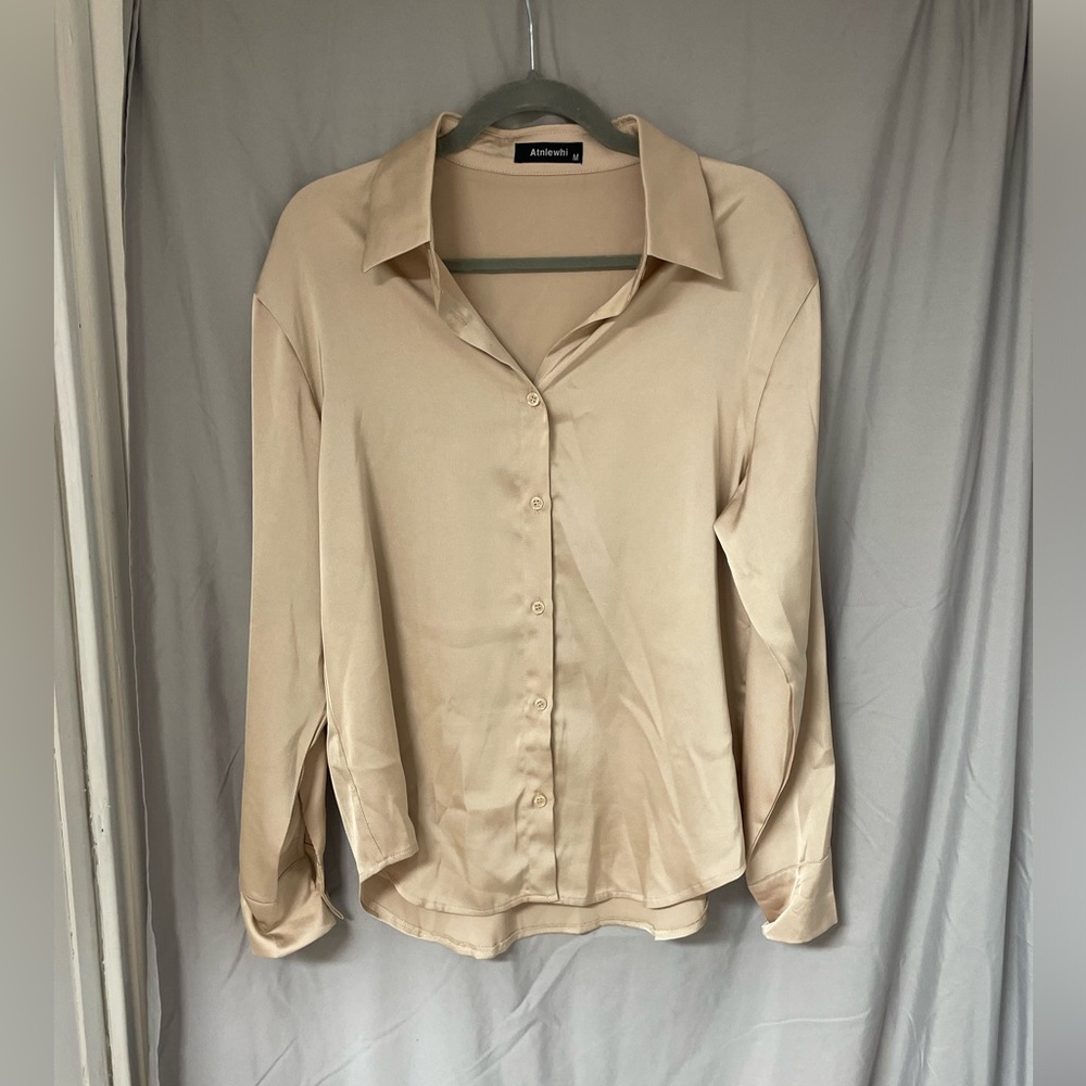 Women’s Button down